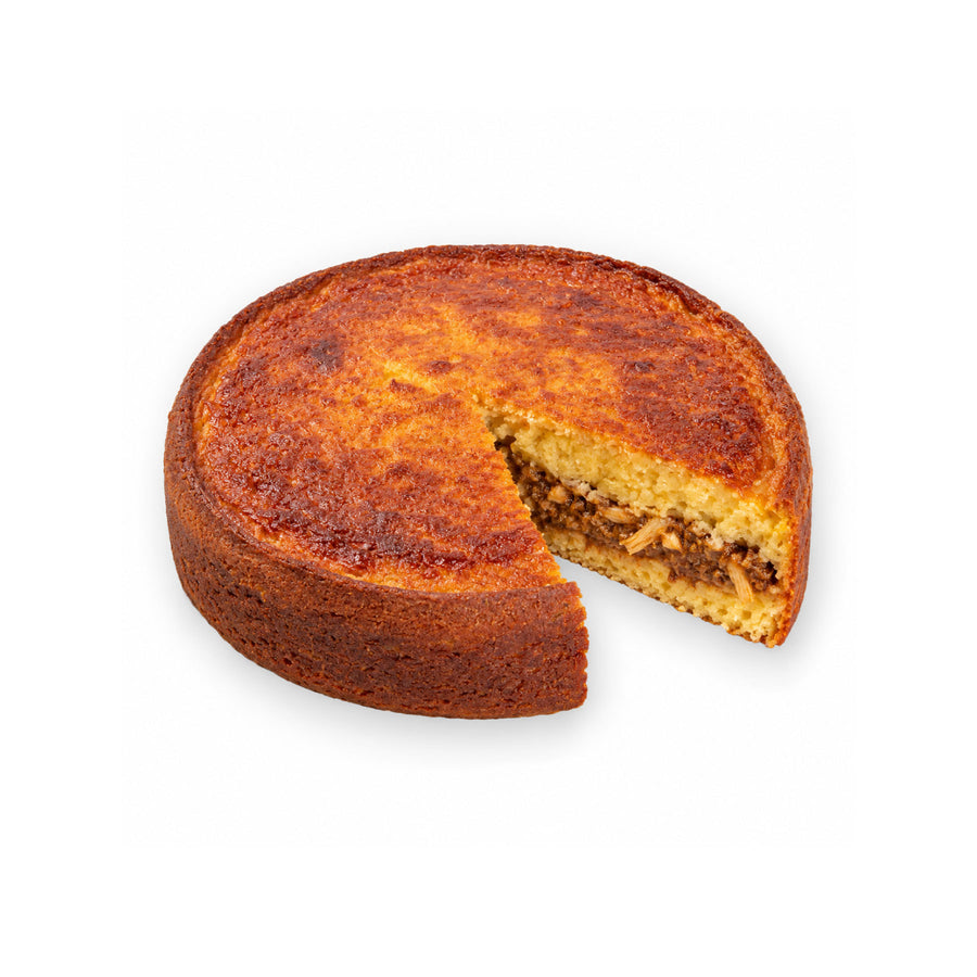 Pastel de Elote con Pollo y Mole