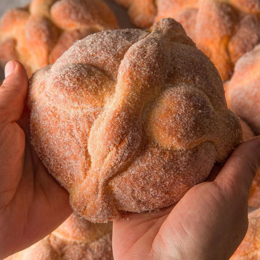 Pan de Muerto Tradicional